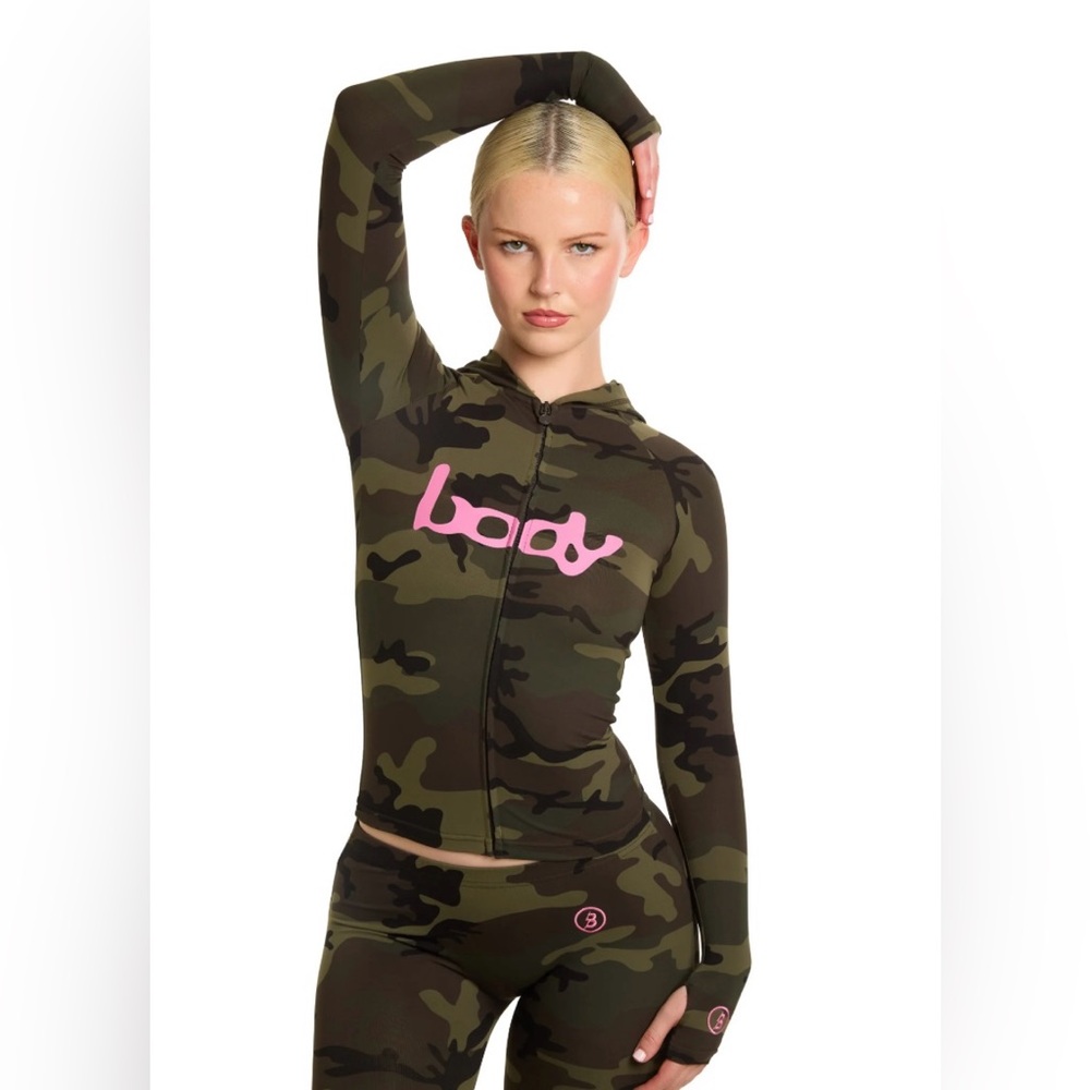 Body By Raven - Basics 2.0 Hoodie (Camo/Pink) 2X Never Worn